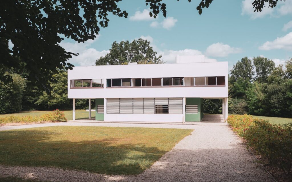 Villa Savoye House - an Epic Box of Modernist Secrets Out